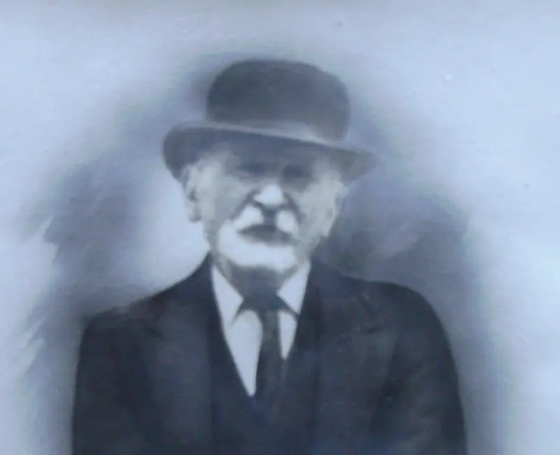 Old portrait of Philip Cushion