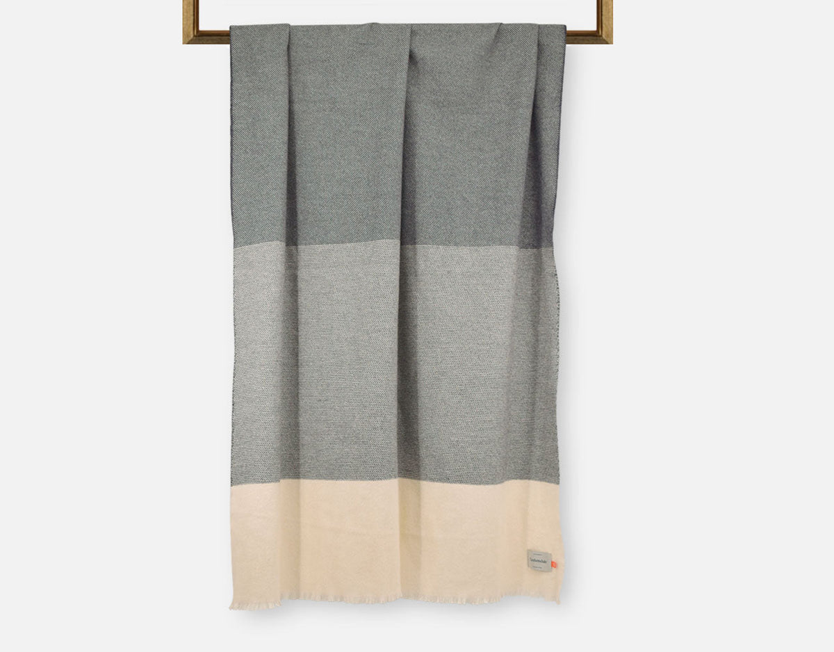 Moss Ballyogan Lambswool Throw Blanket - Cushendale Woollen Mills