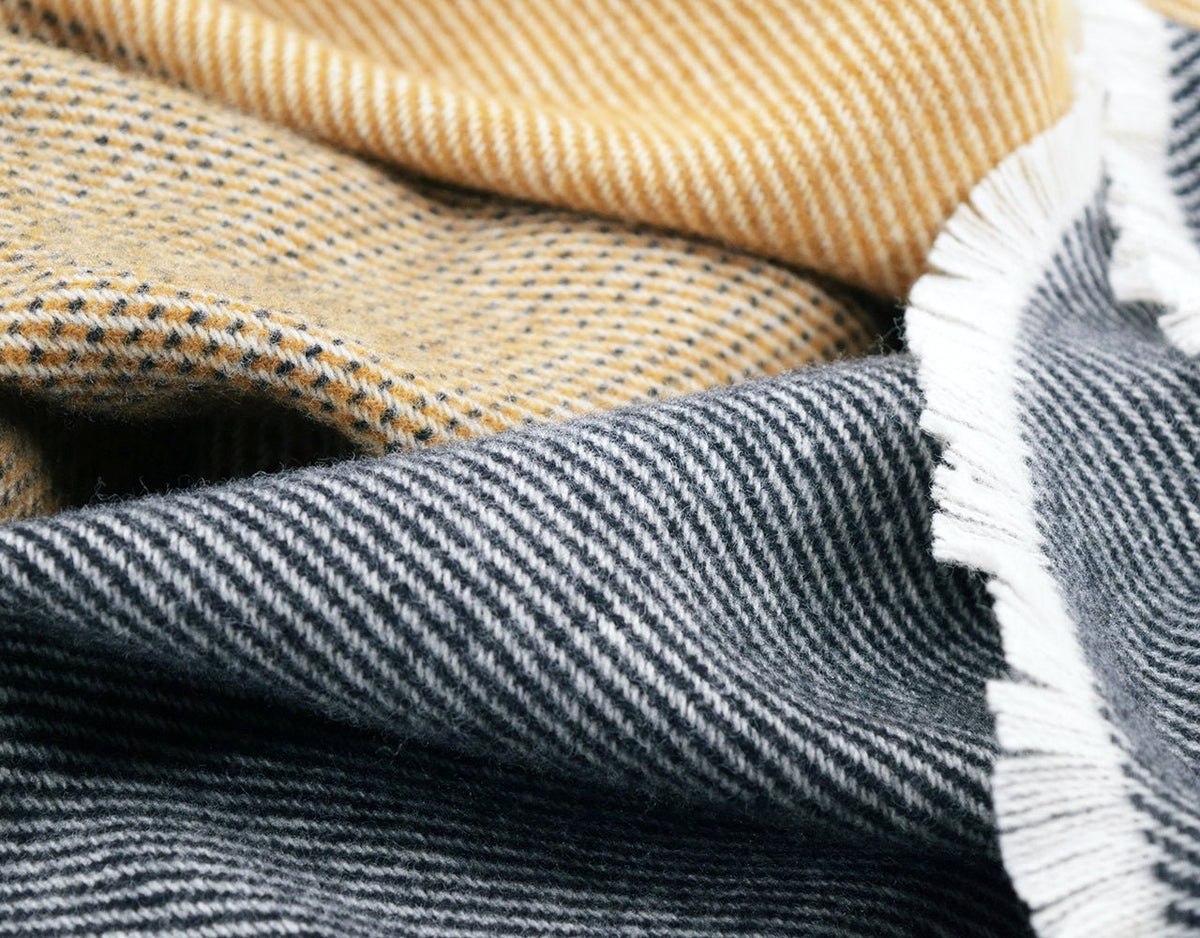 Toffee Ballyogan Lambswool Throw Blanket - Cushendale Woollen Mills