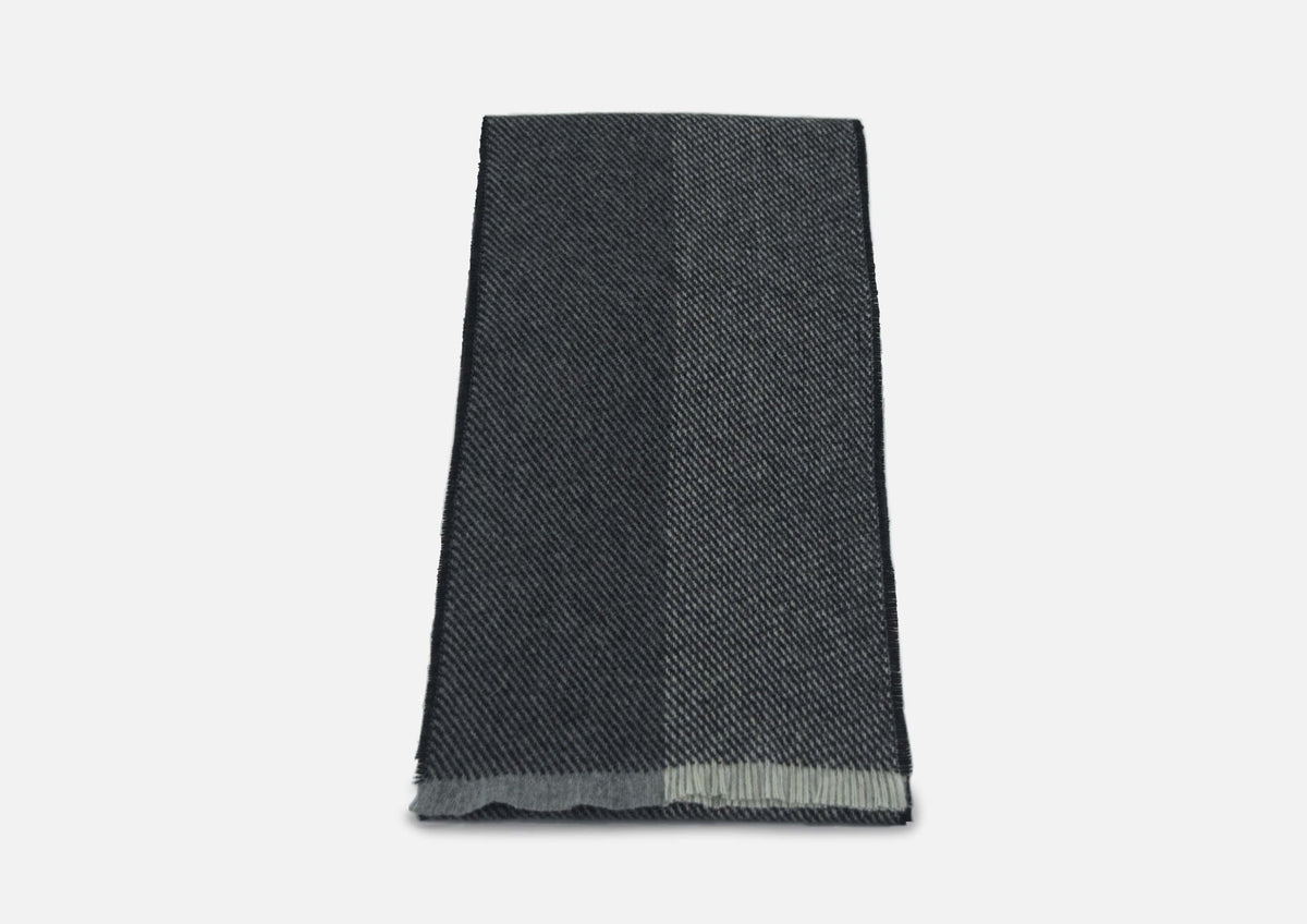 Black Uisce Lambswool Scarf - Cushendale Woollen Mills