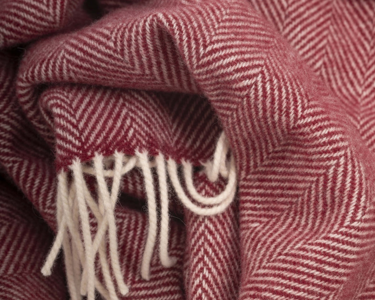 Wine Aclare Lambswool Throw Blanket - Cushendale Woollen Mills